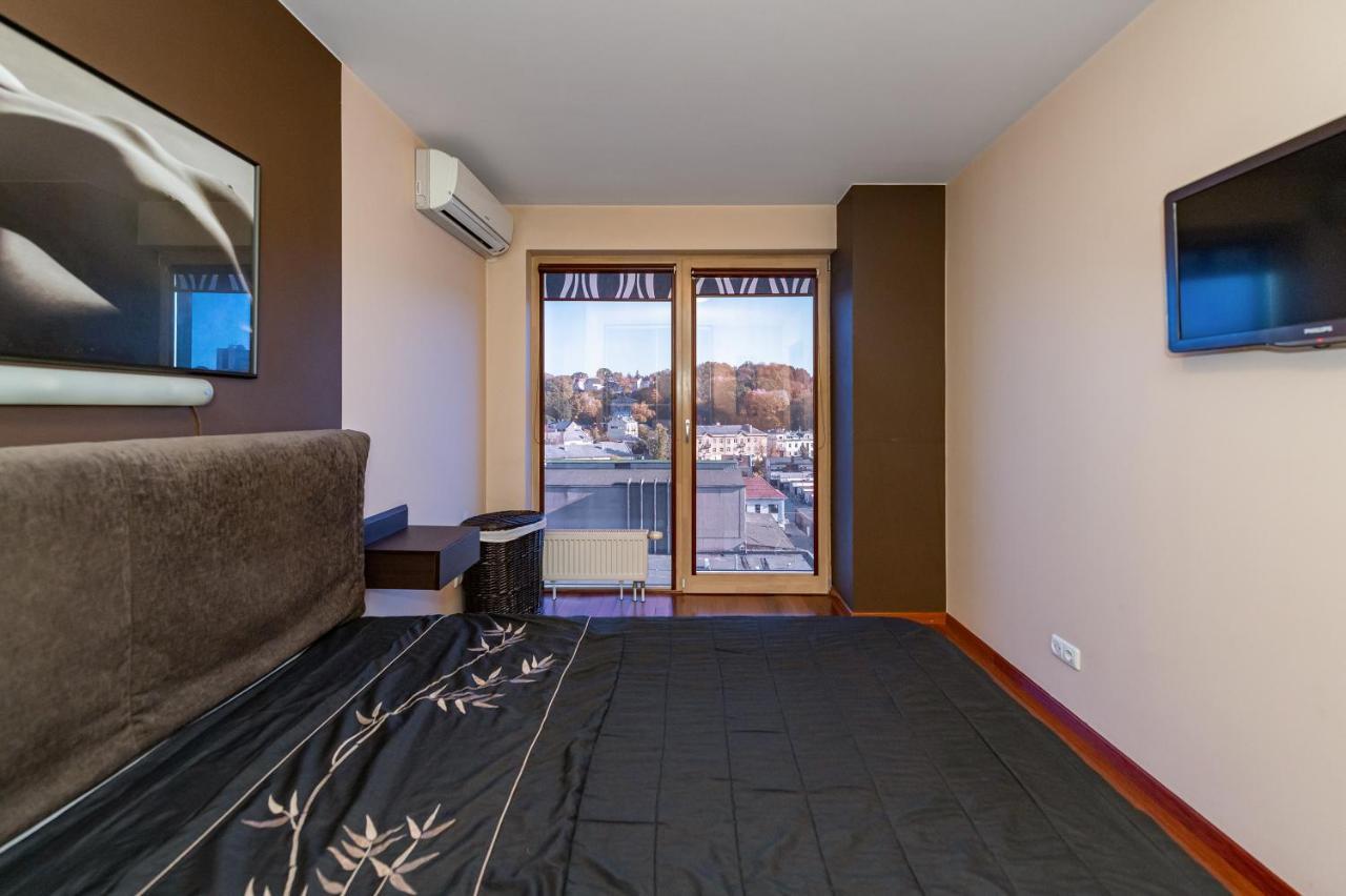 Panoramic City Centre Apartment By Polo Apartments Kaunas Exterior foto